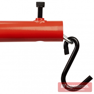 Gancho doble con cadena galvanizada para fijación segura en la palanca de suspensión.