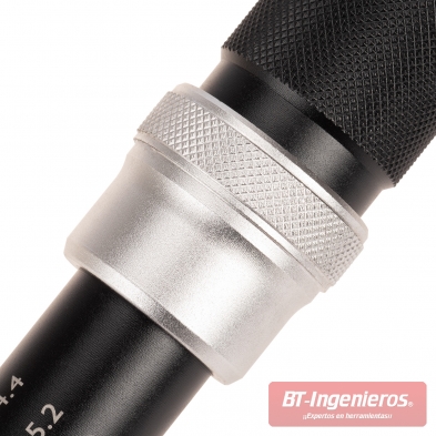 Collar de bloqueo y ajuste fino del par de apriete en llave dinamométrica JCB.