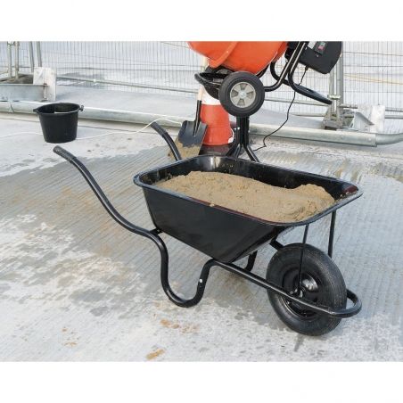Carretilla de construcción diseñada para transporte de escombros,tierra o herramientas