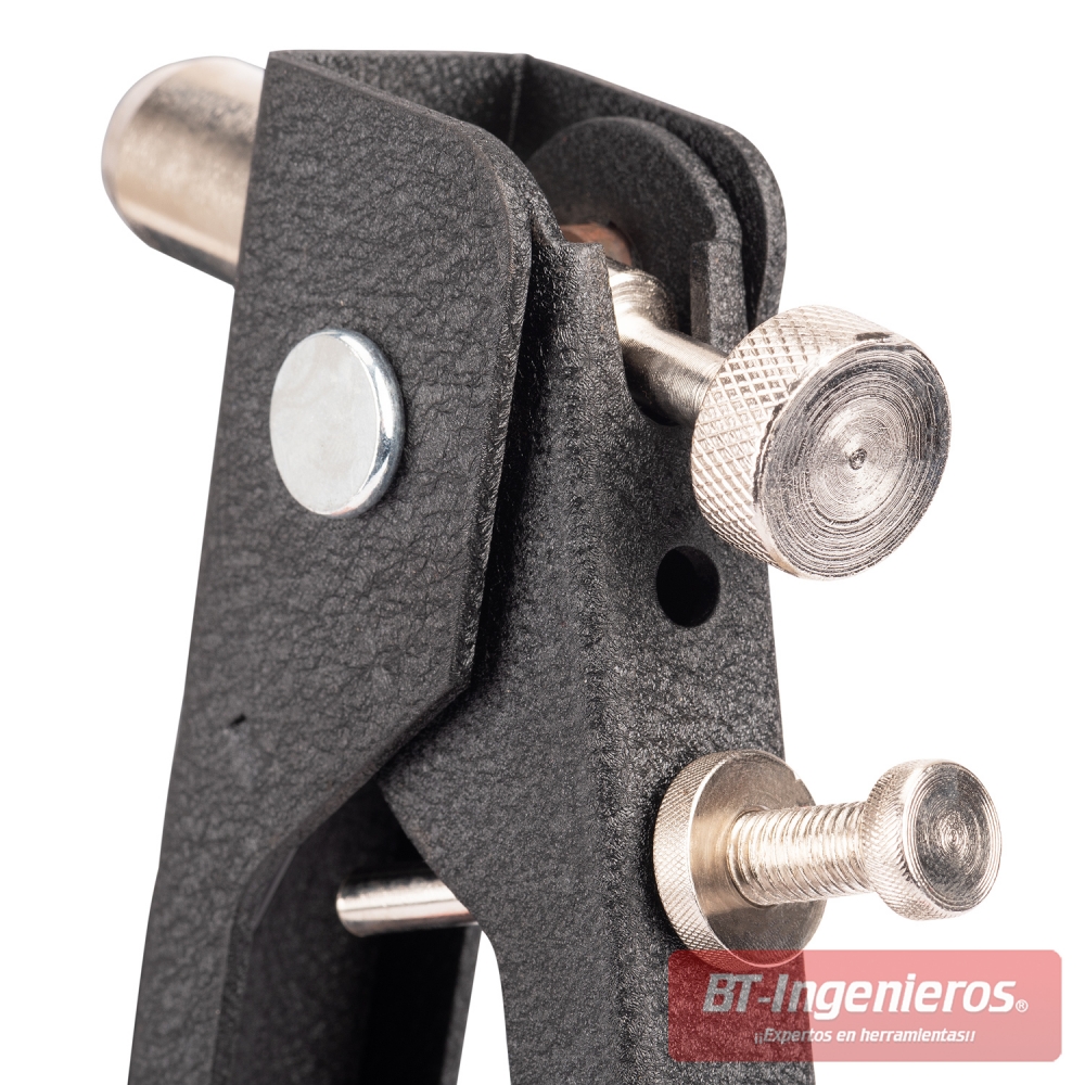 Remachadora de tuercas para remaches roscados con 40 Remaches M3-M6 | Modelo REMT-1