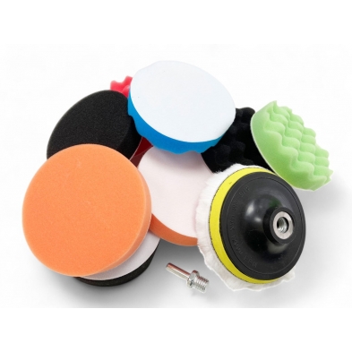 Kit completo equipado con esponjas de diferentes granos, lana de abrillantado y plato de soporte de velcro 115 mm.