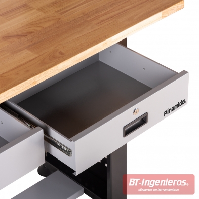 Incluye dos cajones con dimensiones