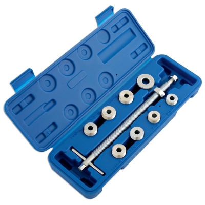 Extractor tubo horquilla Triumph, BSA y Norton en maletín azul, incluye 7 adaptadores roscados para motos clásicas.