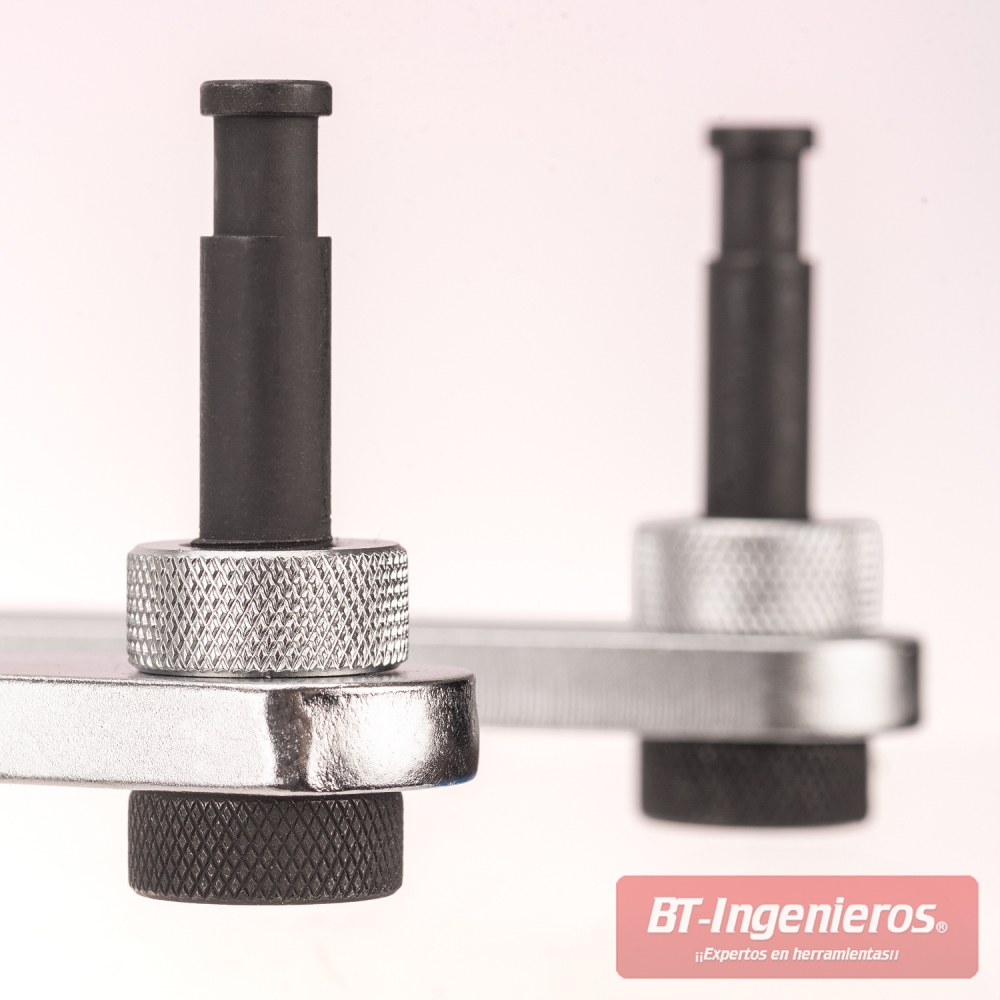 Pasadores montados en la llave de bloqueo de poleas vistos de cerca