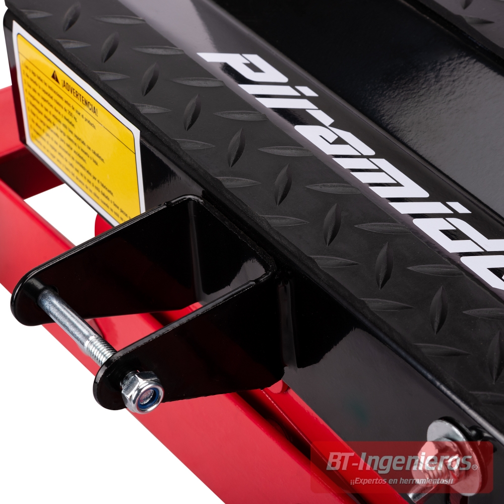 Detalle de la superficie antideslizante del gato de transmisión Piramide PRO 200 kg