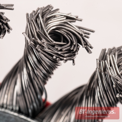 Detalle macro del alambre de acero trenzado de alta resistencia