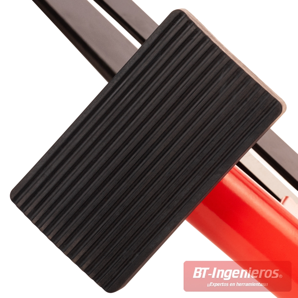 Base engomada antideslizante de la palanca para brazo de suspensión.