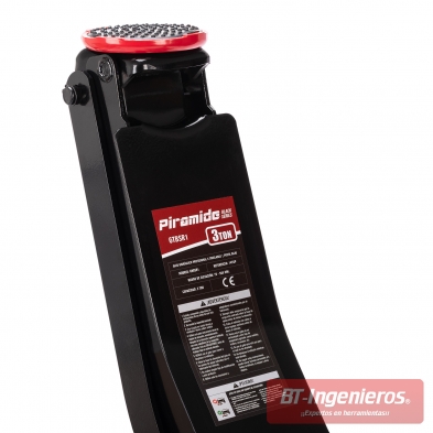Detalle del cabezal del gato hidráulico Piramide Black Series 3T con base antideslizante