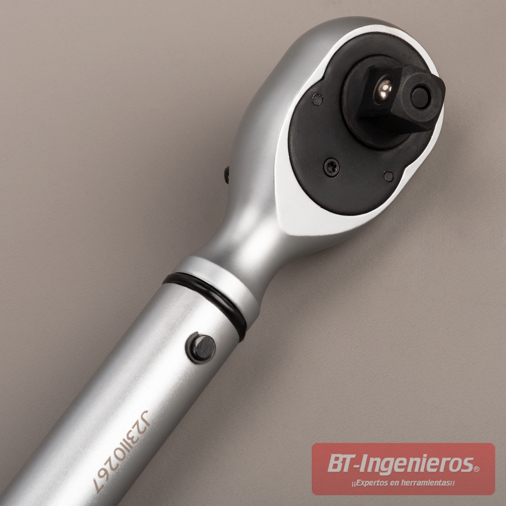 Detalle del cuadradillo 1/2 pulgada de la llave dinamométrica JCB profesional.