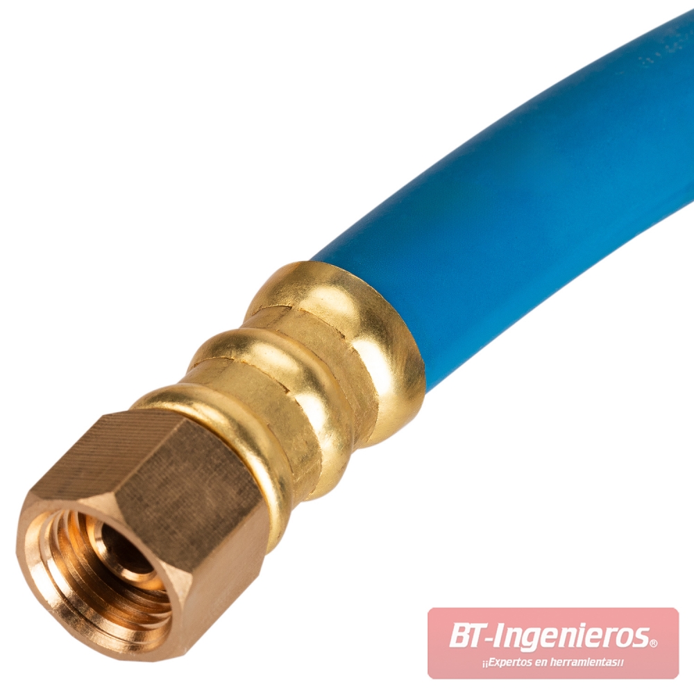 Detalle del terminal hembra BSP de 1/4" de la manguera de aire comprimido azul de 10 m