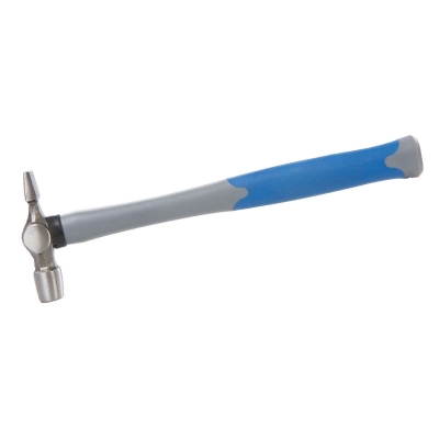 Martillo de precisión para puntas y clavos pequeños