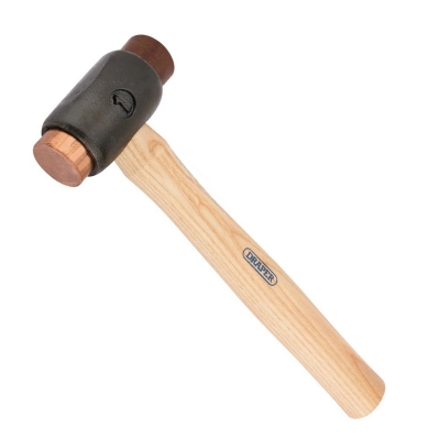 Martillo de cobre y cuero crudo 0,68 kg con mango de madera BT15950
