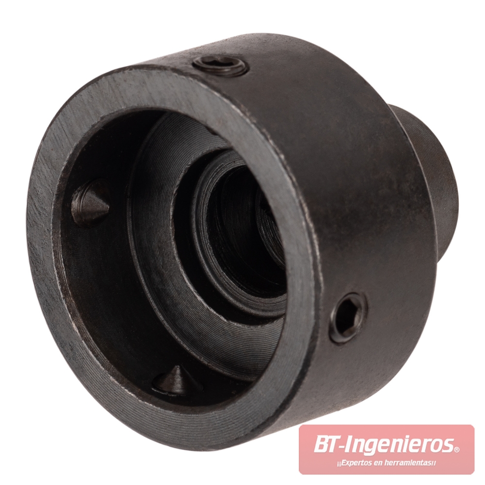 Detalle interior de útil del kit para reparar roscas de rueda