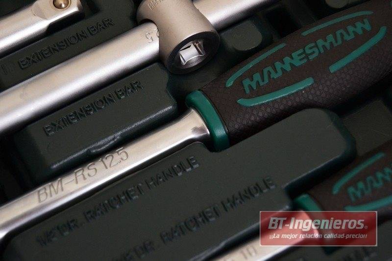 Mannesmann M98430 - Maletín con llaves de vaso y otras herramientas (215  piezas, tamaño: 12x36x51 cm) + M10808 - Juego de tenazas electrónicas 8  piezas, : : Bricolaje y herramientas