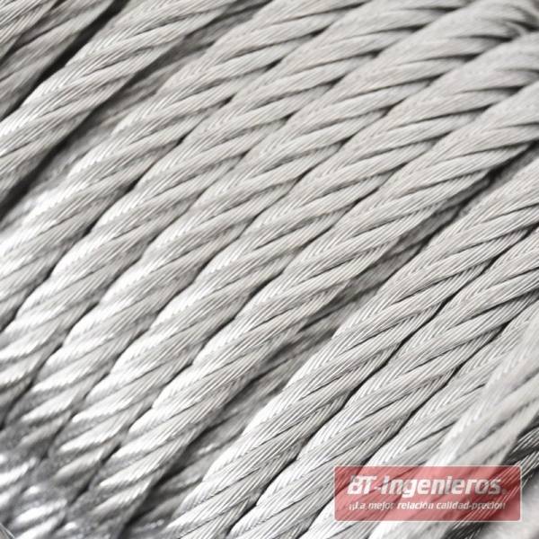 El cable tiene un grosor de 5,5 mm.